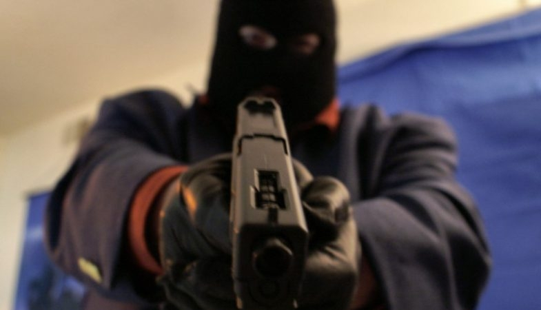 Въоръжен грабеж в хипермаркет в София!