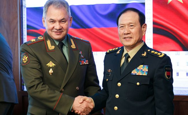 Русия и Китай: Сплотени сме като велика планина срещу хегемонията на САЩ