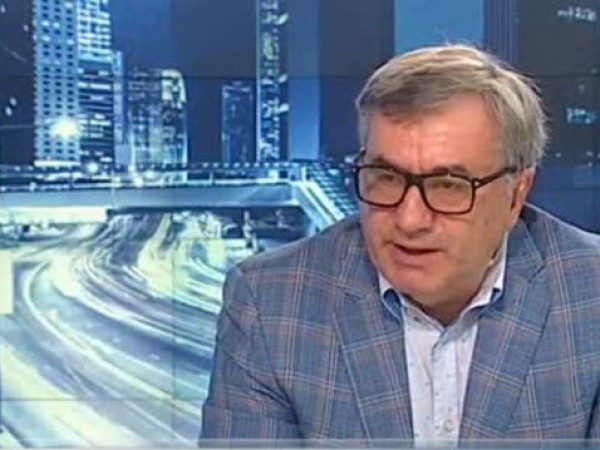 Шефът на пътищарите сложи край на съмненията, че пътят е виновен за ада на "Струма"