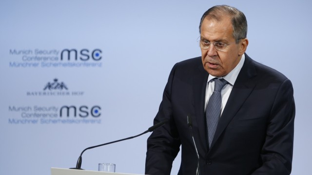 Лавров: НАТО разполага оръжия по границата, може да се стигне до война