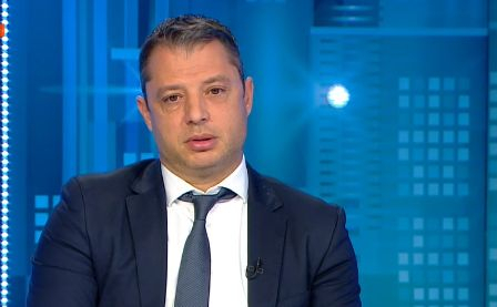 Делян Добрев с тежка закана към Асен Василев 