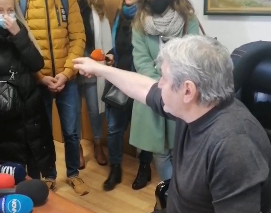 Редакцията на "Труд" обявява гражданско неподчинение срещу репресиите на властта ВИДЕО