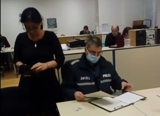 Петьо П Блъсков: Троловете папагалстват лъжите на Минеков