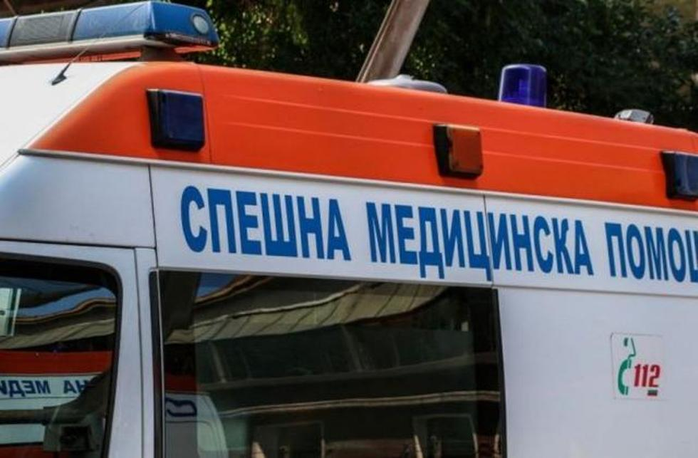 Простак прегази пенсионерка на пешеходна пътека пред ОД на МВР и избяга СНИМКА
