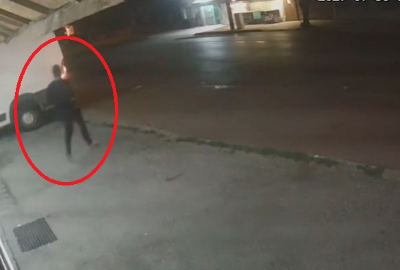 19-г. пловдивчанин гръмна продавачка при въоръжен грабеж, а 24 часа след това... ВИДЕО