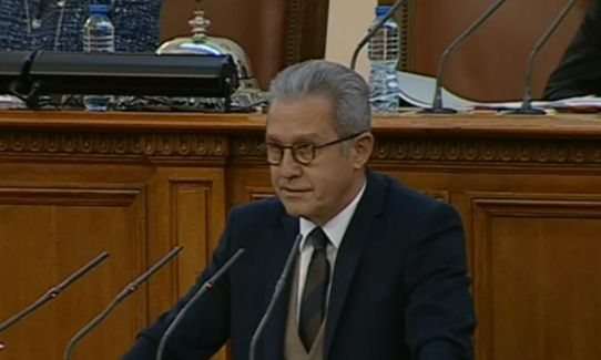 Скандалът ескалира! Гонят Минеков от НС, Йордан Цонев го хока за невиждана наглост!