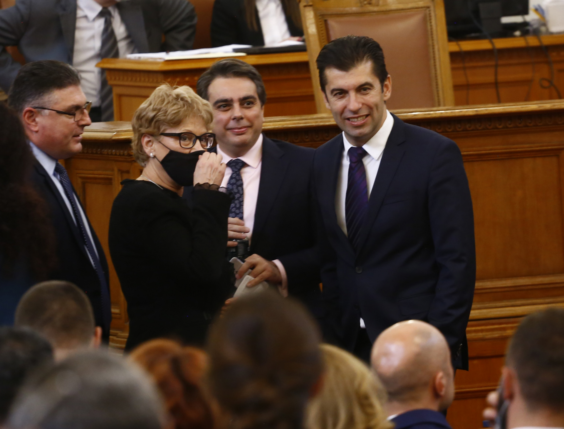 Кирил Петков ще раздава милиарди на ЕРП-тата, всичко било "под контрол"