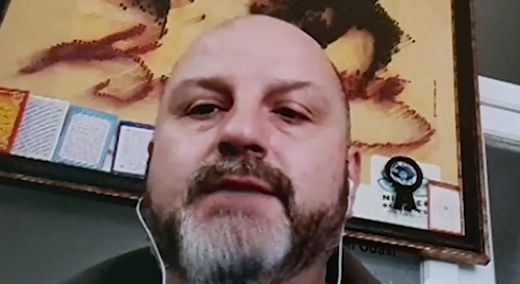 Български изселник в Турция се боцна с по 2 дози от 2 различни ваксини и ето какво се случи 