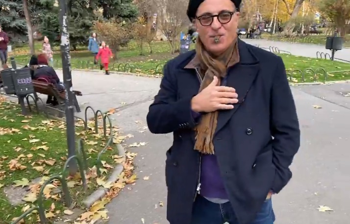 Голяма звезда от Холивуд взриви мрежата със случка от София ВИДЕО