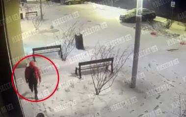 Жена скочи от 4-я етаж за да се спаси от мигрант изнасилвач. Изродът държал 3 жени под ключ ВИДЕО