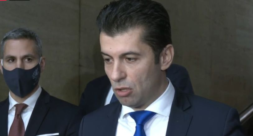 Кирил Петков с изненадваща рокада в последния момент в бъдещия кабинет ВИДЕО
