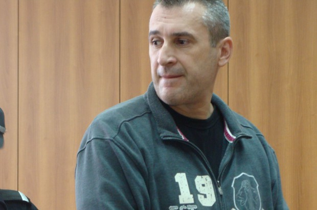 Само в БЛИЦ: Не е за вярване какво се случи в затвора с пловдивския полицай, който уби родителите си