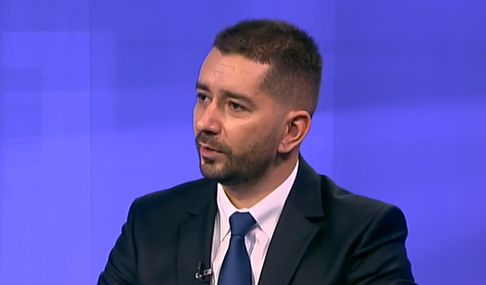 Политологът на властта проговори защо Радев остави Бойко Рашков в кабинета "Петков" 