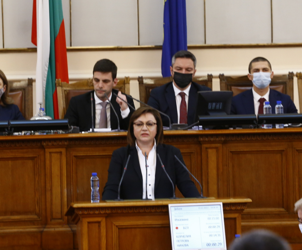 Нинова обяви, че четворната коалиция ще управлява повече от 4 години и обясни защо 