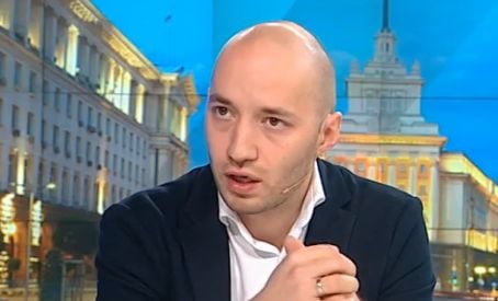 Политолог посочи препъни камъка, който ще сложи край на четворната коалиция 
