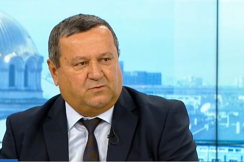 ДПС похвали социалната политика на БСП, но не и тази на правителството