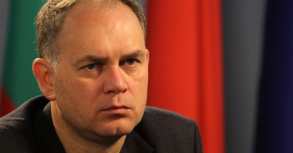 Кадиев смразяващо за цената на тока: КЕВР прави подарък на правителството