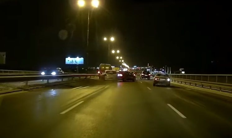 Катастрофа блокира околовръстното на София