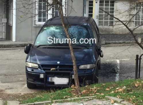 Екшън в Благоевград, арестуван е софиянец за невиждан погром СНИМКИ