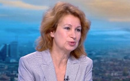 Проф. Христова с тревожна прогноза за нахлуването на "Омикрон" у нас и какво ще се случи през лятото 