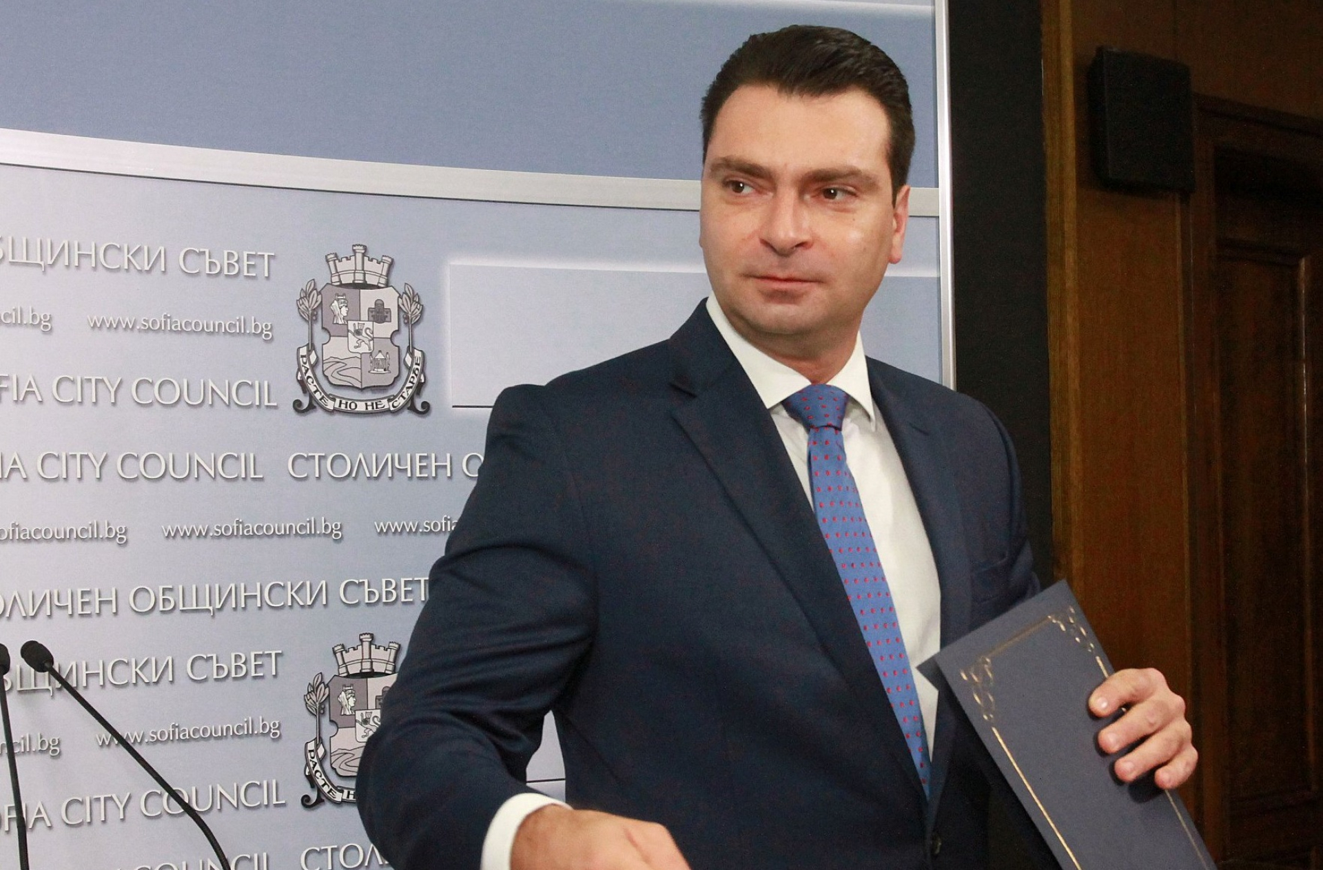 Паргов: Недопустимо е питания към кмета Фандъкова да се бавят повече от месец, оставка на администрацията