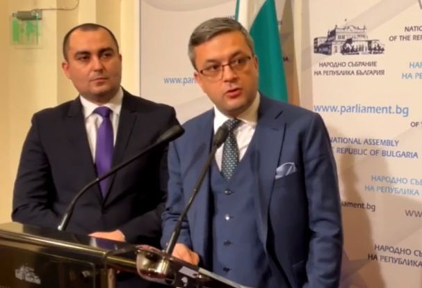 Тома Биков съобщи за страшно престъпление, извършено с прегласуването на мораториума 