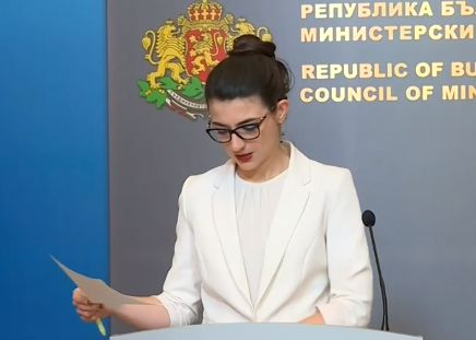Бориславова обяви ще има ли шоков скок на цените на тока, парното и водата след 31 март 