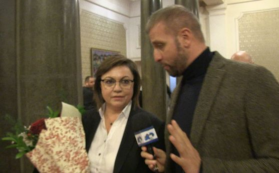 Само в БЛИЦ TV: Нинова разкри какво е посъветвала Петков и Василев на оная среща по тъмно