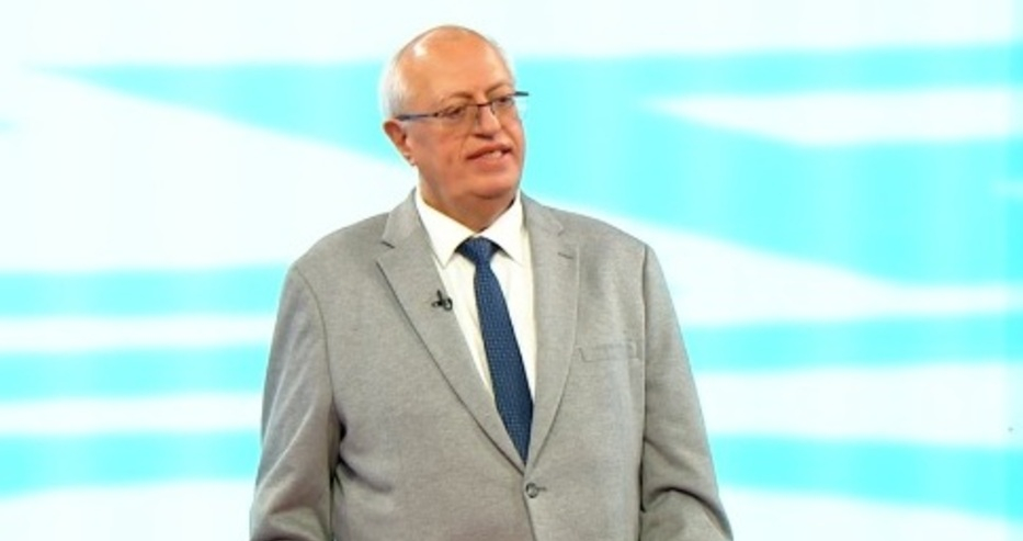 Прочут наш лекар вещае скоро фалит на болници, ето защо