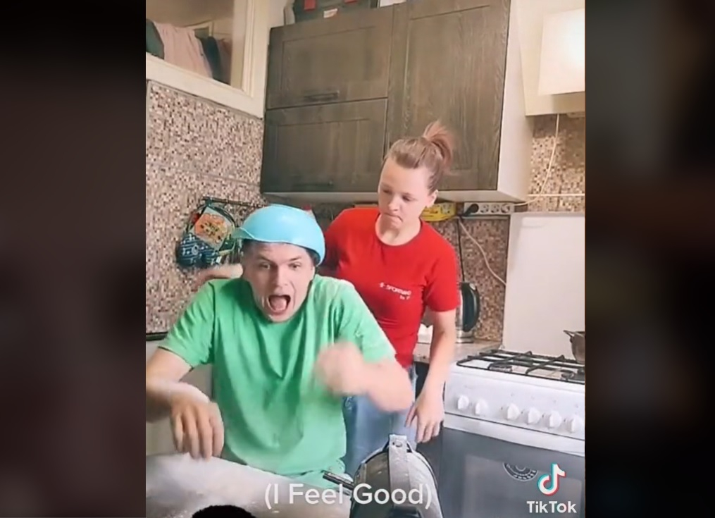 Нова идиотска простотия в мрежата ВИДЕО 