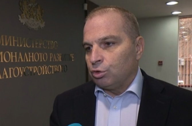 Регионалният министър със спешен ход за "Автомагистрали" ЕАД