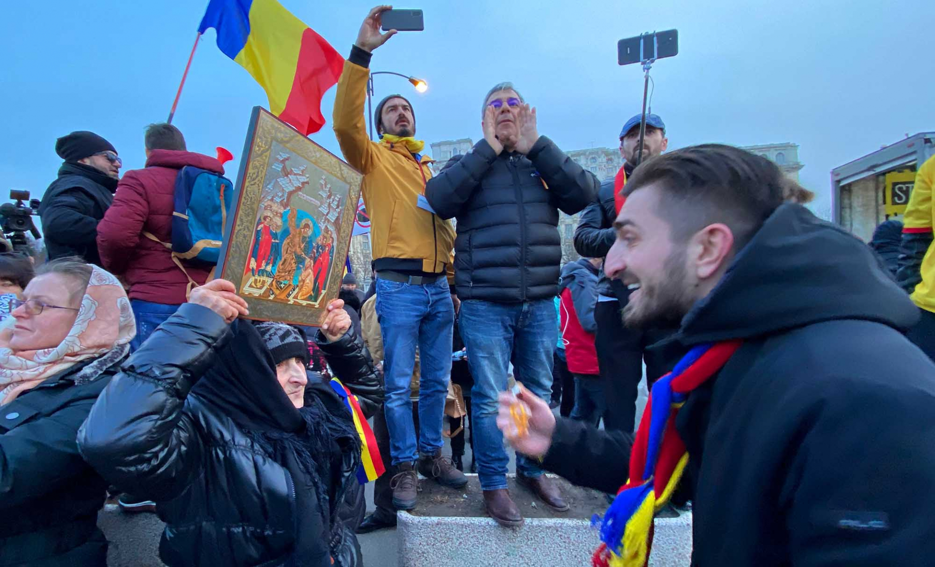 Щурм на румънския парламент заради зелените сертификати ВИДЕО