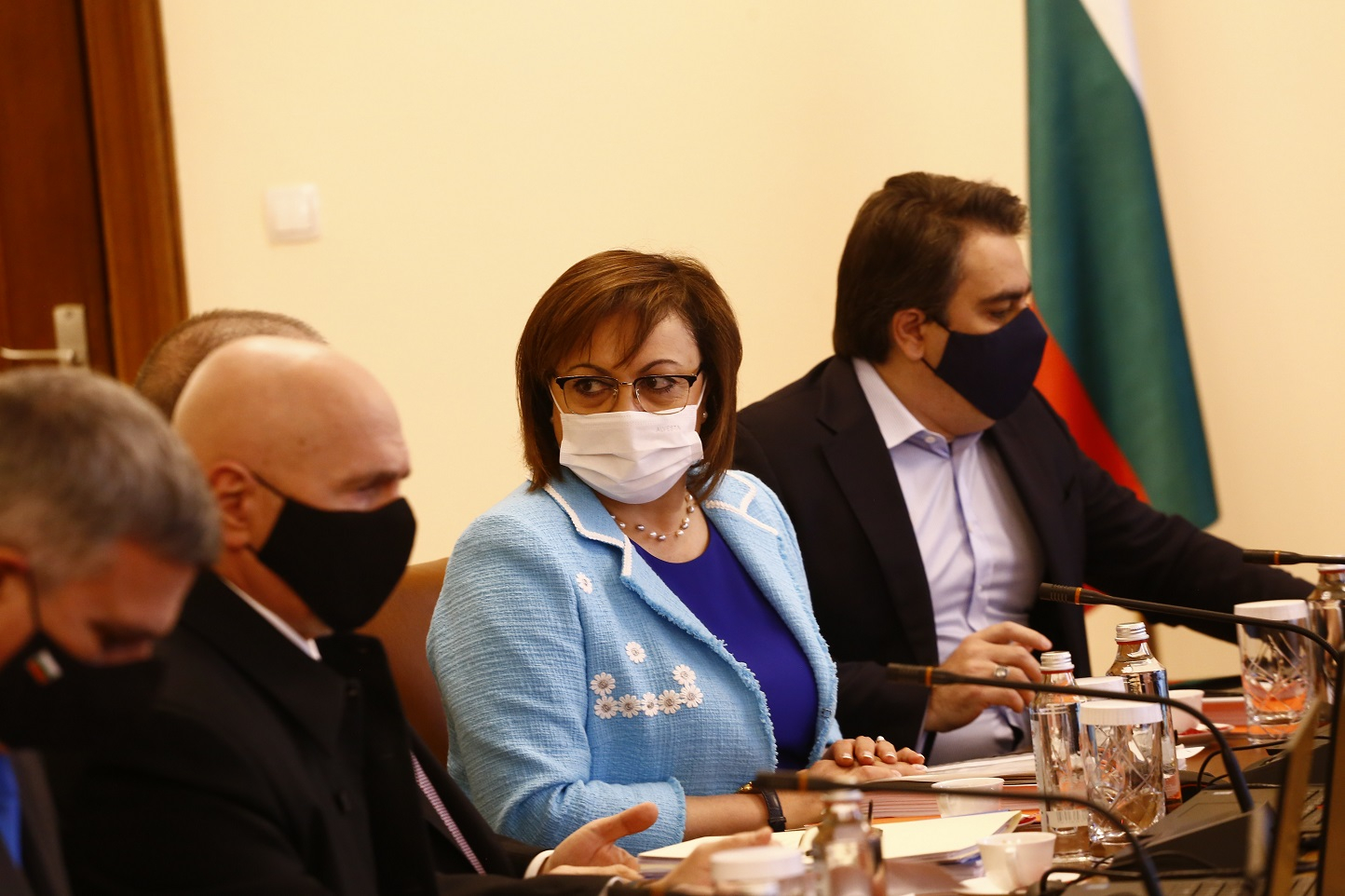 От ПП изпратиха за надзорник при Нинова бивш служебен министър