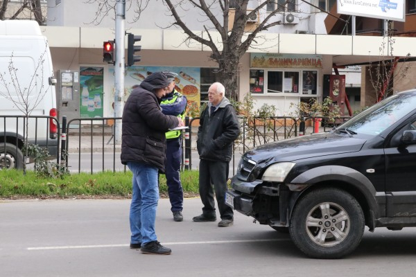 Ето го 81-г. пловдивчанин, помел с джипа си дете на зебра СНИМКИ 