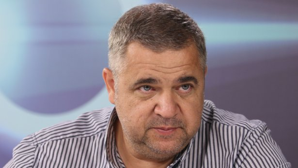 Доц. Ташев, БАН: Правата на човека са в основата на исканията ни към Скопие