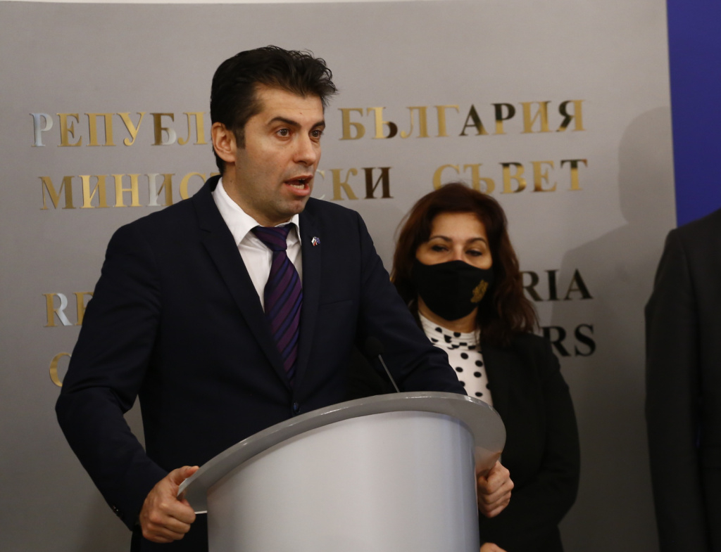 Светльо Витков към Петков: Пич, ти трябва да го направиш, в теб са картите, а само шляпаш!