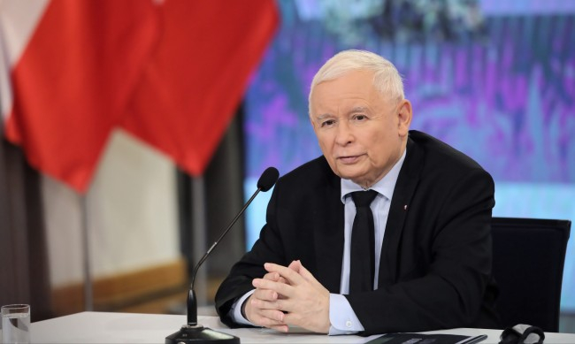 Полша обвини Германия, че иска да създаде "Четвърти райх"