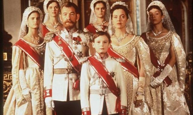 Скандално! Разкопаха гроба на Романови, ето защо