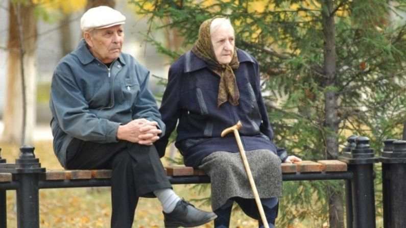 Много пенсионери с малки и с големи пенсии пак прецакани след преизчислението! 