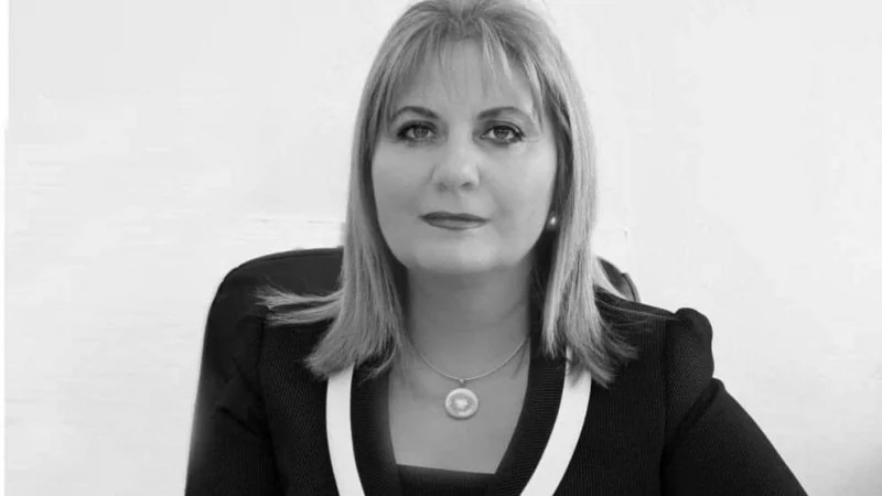 Двойна трагедия: След смъртта на прочута професорка от ВМА, К-19 уби и мъжа й