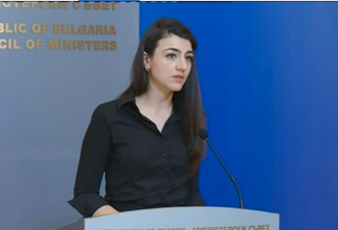 Лена Бориславова обяви кои области са с нови губернатори