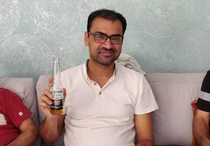 Индиецът, казващ се Ковид: Не съм вирус и няма да си сменя името СНИМКИ