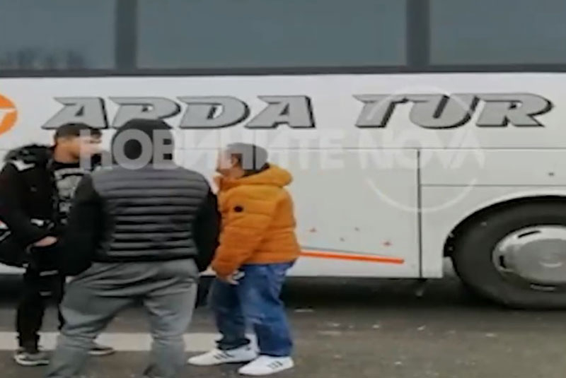 Над 20 часа нашенци са блокирани на сръбско-унгарската граница