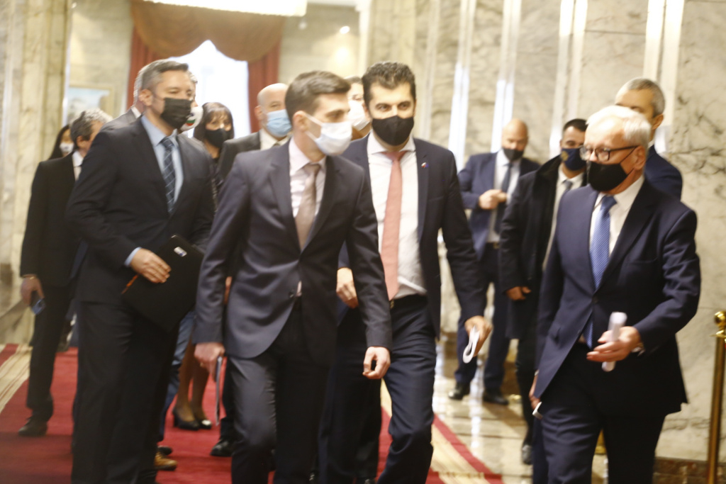Властта се събра при президента ВИДЕО