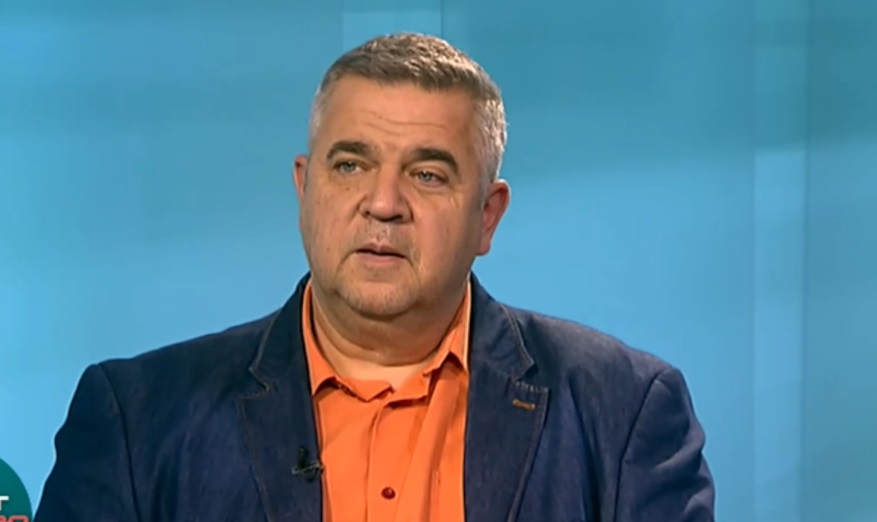 Проф. Топалов: Жална ѝ майка на България, ако РСМ влезе в ЕС каквато е днес