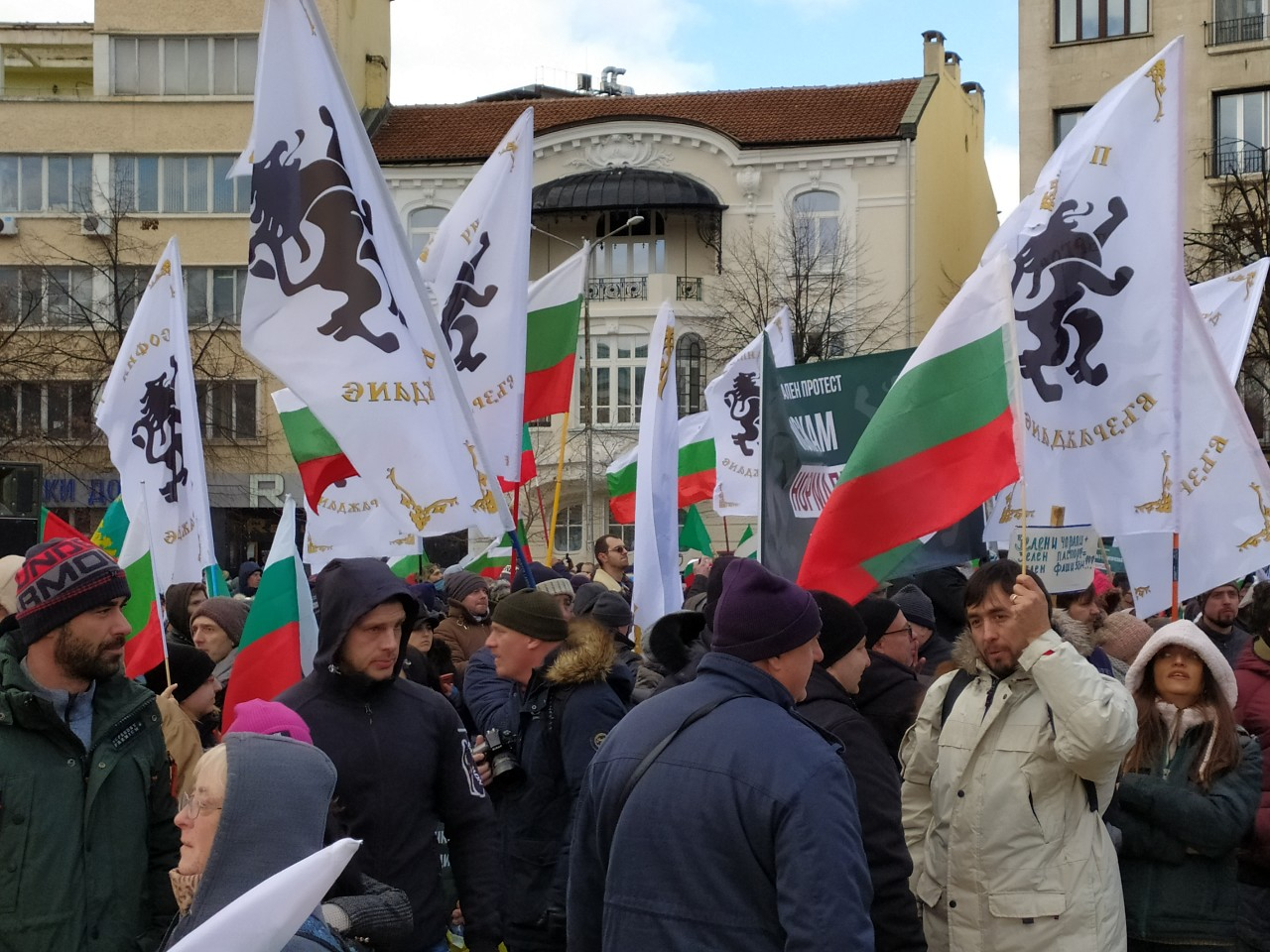 На COVID протеста става все по-напечено, а един участник смая всички! Култови СНИМКИ