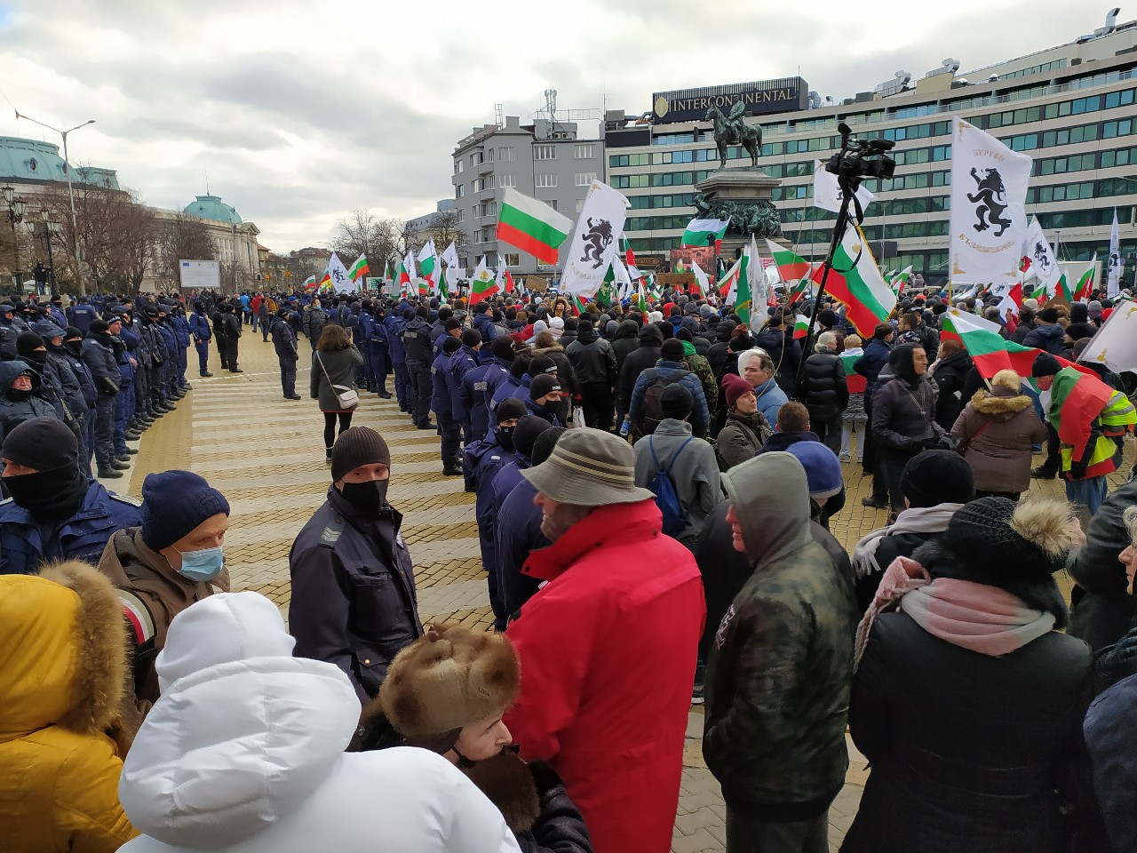 „Възраждане" отново излиза на протест