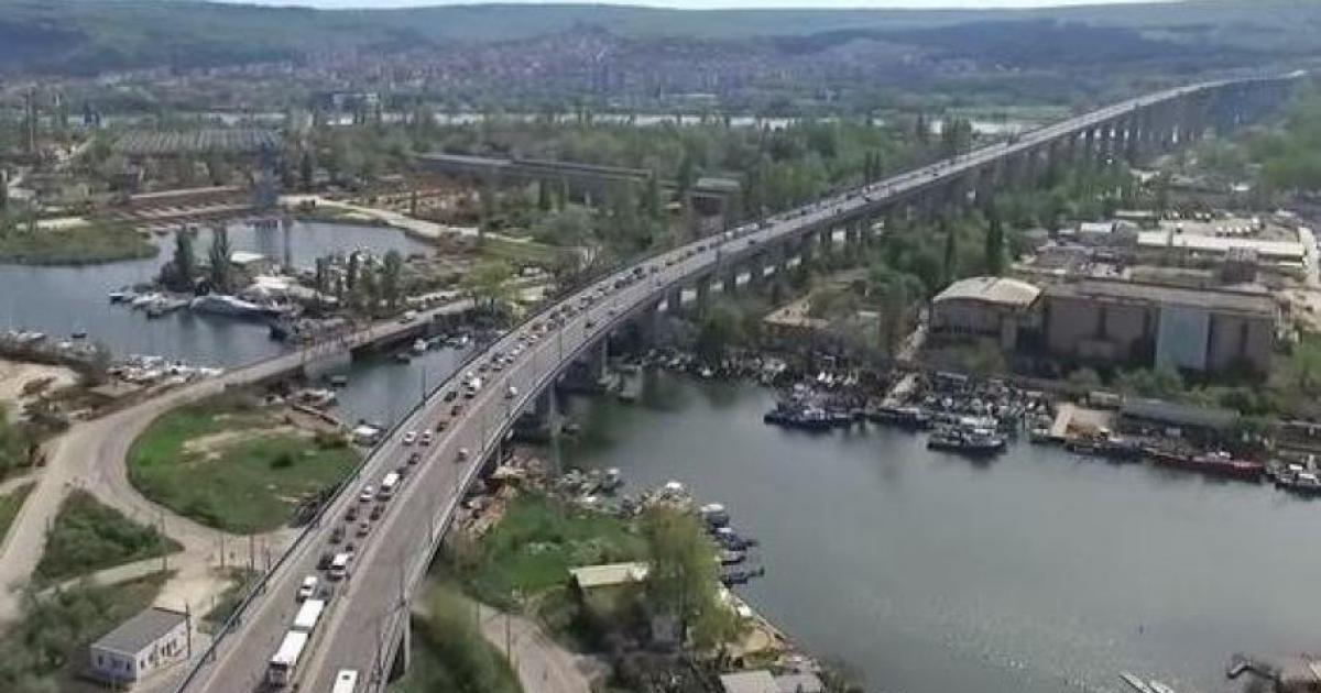 АПИ каза опасен ли е Аспаруховият мост 