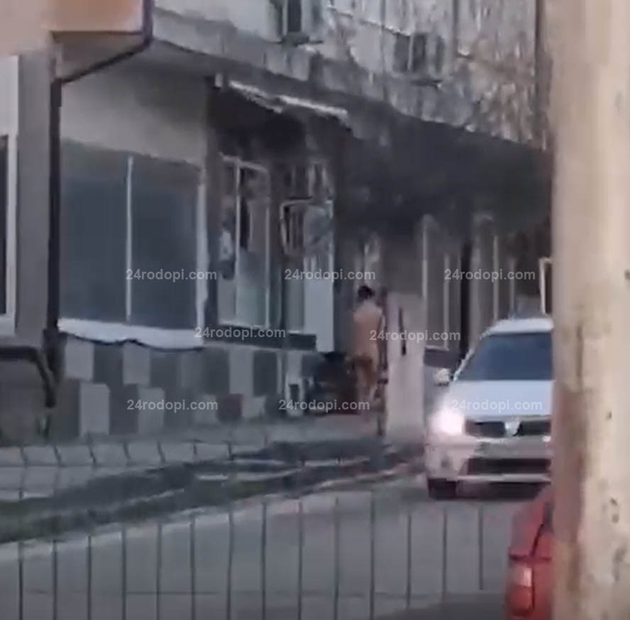 Нови шокиращи разкрития за младежа, който си отряза половите органи ВИДЕО 18+