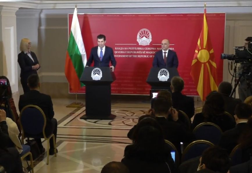 Ето какво се разбраха Кирил Петков и Димитър Ковачевски на първата си среща ВИДЕО